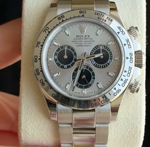 Hong Kong luxury replica Rolex GMT